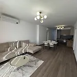 Free Parking Skanderbeg Square - Spacious * Tirana