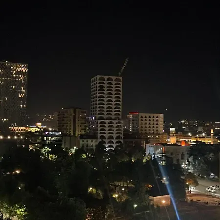 Free Parking Skanderbeg Square - Spacious * 地拉那