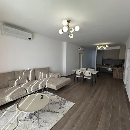 Free Parking Skanderbeg Square - Spacious * Tirana