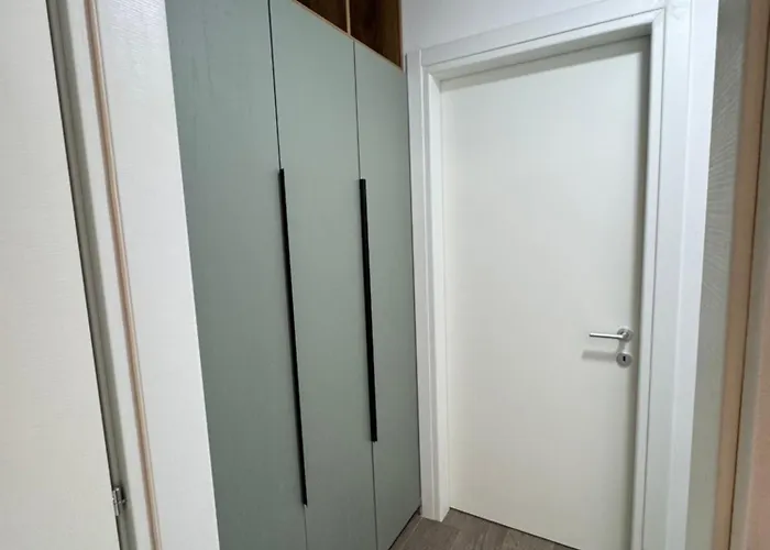 Free Parking Skanderbeg Square - Spacious Tirana